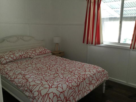 Hat Head Beach Cottage 1 - Tweed Heads Accommodation 10