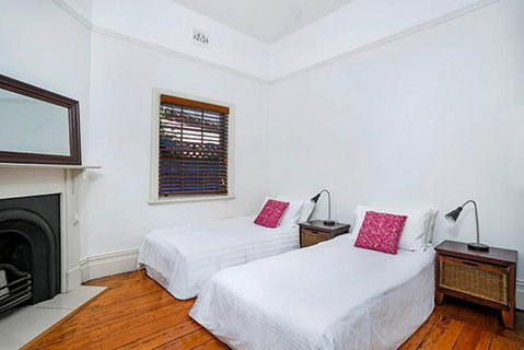 Holiday Home Fairy Bower Road Manly FAB05 - Tweed Heads Accommodation 5