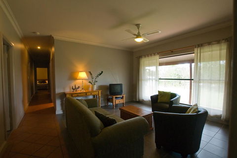 Ironstone Estate Lovedale - Tweed Heads Accommodation 34