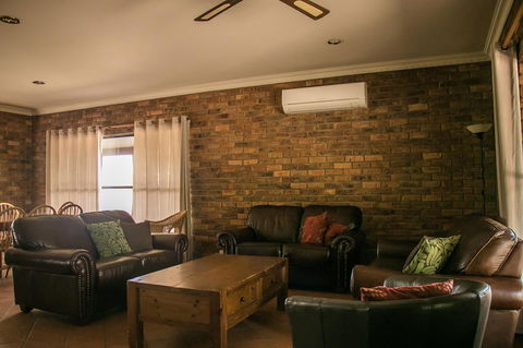 Ironstone Estate Lovedale - Tweed Heads Accommodation 16
