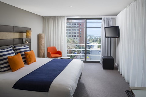Novotel Newcastle Beach - Tweed Heads Accommodation 13