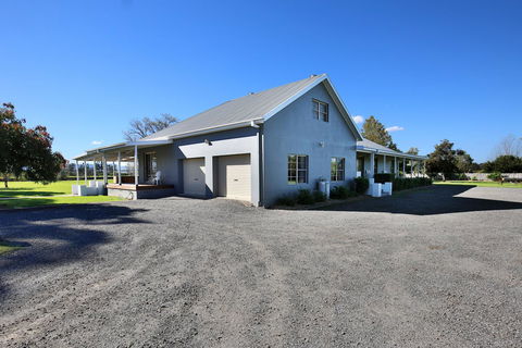 Terara Riverside Retreat - Tweed Heads Accommodation 43