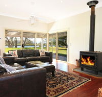 Terara Riverside Retreat - Tweed Heads Accommodation