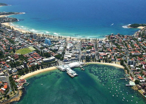 Oversized 2 Bedroom Manly Beach House - Tweed Heads Accommodation 11