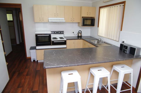 Breakaway, 11 Scott Street - Tweed Heads Accommodation 1