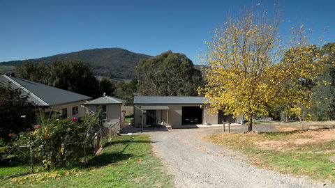 Pound Creek Gallery - Tweed Heads Accommodation 9
