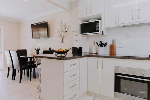 Central Wagga Self Catering Apartment - Tweed Heads Accommodation 8