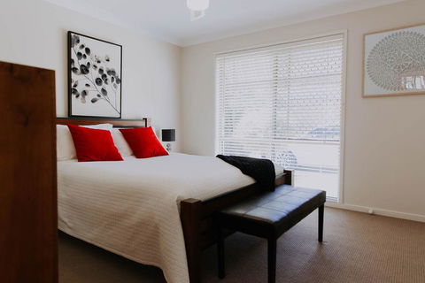 Central Wagga Self Catering Apartment - Tweed Heads Accommodation 9