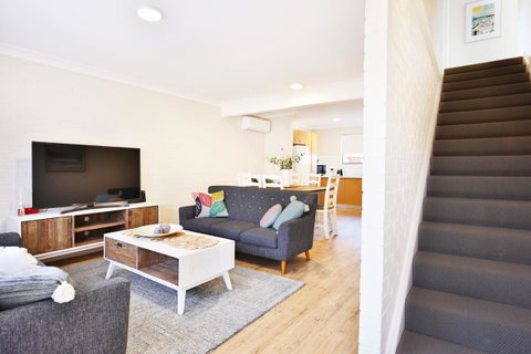 Abode @ Culburra - Pet Friendly - 4 Mins To Beach - Tweed Heads Accommodation 7