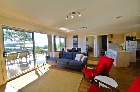 Coastwatch, 26 Comara Terrace - Tweed Heads Accommodation 4