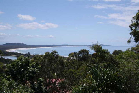 Coastwatch, 26 Comara Terrace - Tweed Heads Accommodation 0