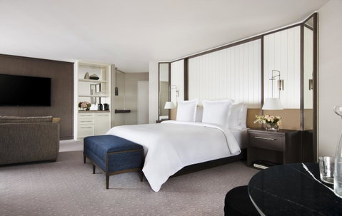 Four Seasons Hotel Sydney - Tweed Heads Accommodation 2