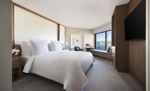 Four Seasons Hotel Sydney - Tweed Heads Accommodation 12