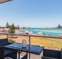 Shoreline 7 with 180 degree water views - Tweed Heads Accommodation