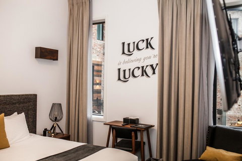 The Lucky Hotel - Tweed Heads Accommodation 1