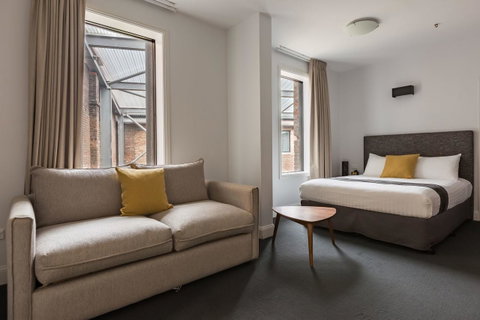 The Lucky Hotel - Tweed Heads Accommodation 18