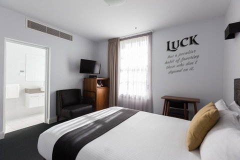 The Lucky Hotel - Tweed Heads Accommodation 3