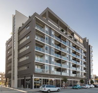 Honeysuckle Executive Apartments - Tweed Heads Accommodation