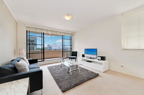 Wyndel Apartments - Apex North Sydney - Tweed Heads Accommodation 6
