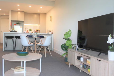 Stunning Views Sydney Olympic Park - Tweed Heads Accommodation 4