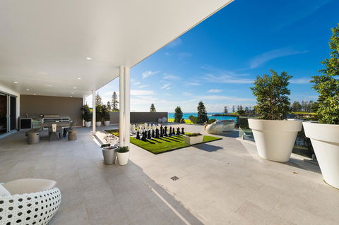Belle Vue- Penthouse At Black Beach - Tweed Heads Accommodation 2