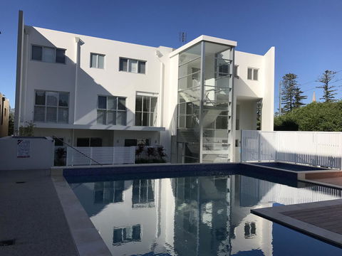 Belle Vue- Penthouse At Black Beach - Tweed Heads Accommodation 19