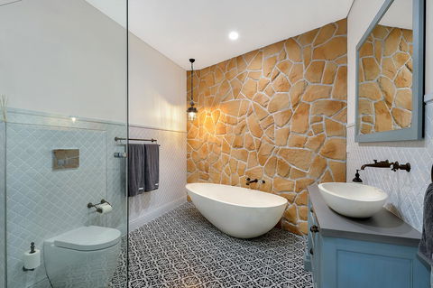 Belle Vue- Penthouse At Black Beach - Tweed Heads Accommodation 10