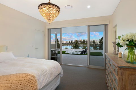 Belle Vue- Penthouse At Black Beach - Tweed Heads Accommodation 11
