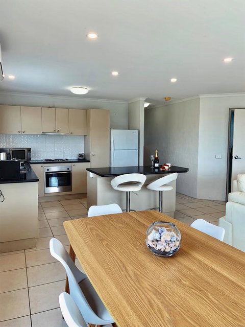 Seachange 3 - Tweed Heads Accommodation 4