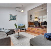 Spacious cottage with views 10 mins from the city - Tweed Heads Accommodation