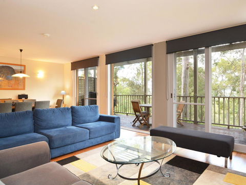Villa De Saran Located Within Cypress Lakes - Tweed Heads Accommodation 0