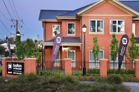 Best Western Plus Bolton On The Park - Tweed Heads Accommodation 1