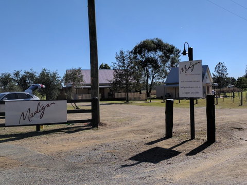 Madigan Wine Country Cottages - Tweed Heads Accommodation 3