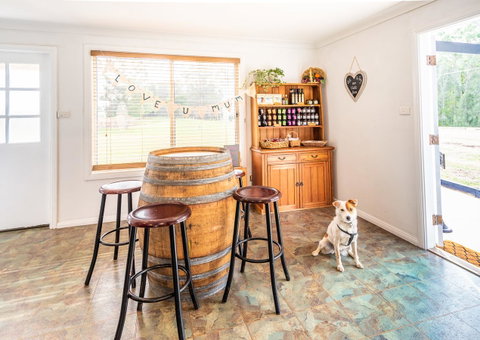 Madigan Wine Country Cottages - Tweed Heads Accommodation 23