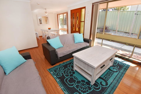 Hopetoun Villa - Tweed Heads Accommodation 0