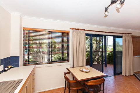 Coast Yamba - Adults Only - Tweed Heads Accommodation 32