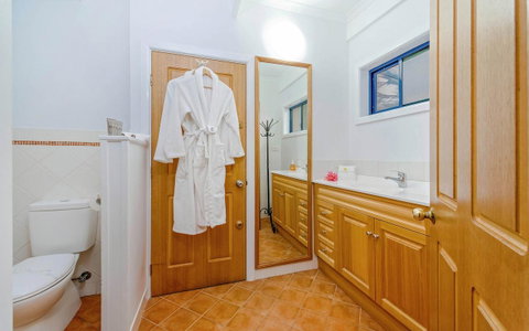 Coast Yamba - Adults Only - Tweed Heads Accommodation 20