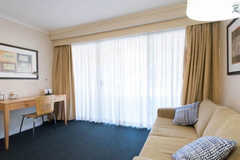 Grande Esplanade Studio - Tweed Heads Accommodation 5