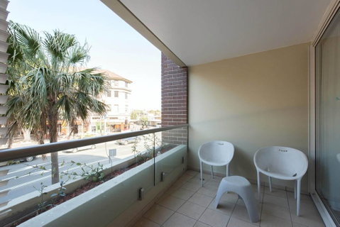 Grande Esplanade Studio - Tweed Heads Accommodation 12