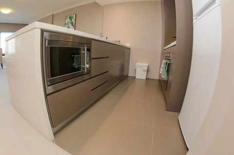 Olympic Park Sunshine 2 Bedrooms Apts With Private Parking - Tweed Heads Accommodation 8