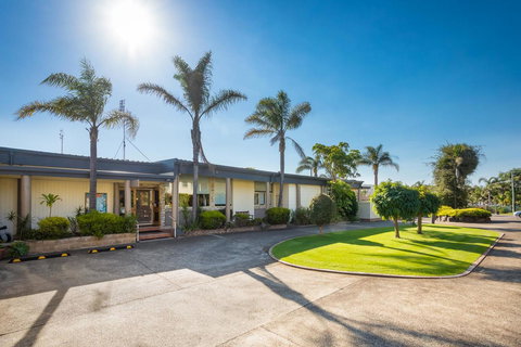 Black Dolphin Resort Motel & Apartments - Tweed Heads Accommodation 43