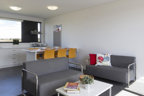 Western Sydney University Village - Penrith - Tweed Heads Accommodation 12