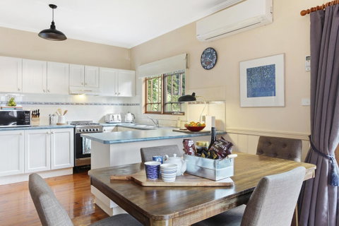 Allegra Cottage Of Leura - Tweed Heads Accommodation 1