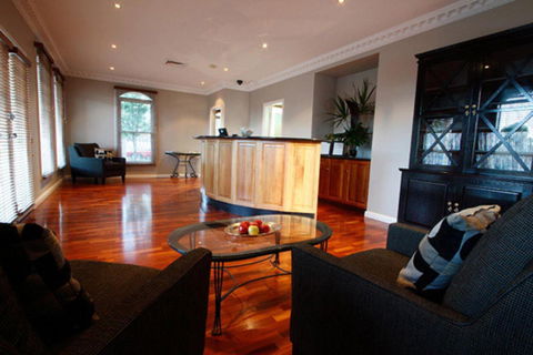 Carlyle Suites & Apartments - Tweed Heads Accommodation 1