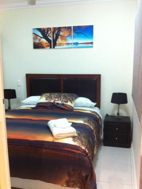 Nomikis\'On The Avenue - Tweed Heads Accommodation 21