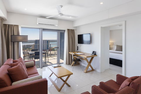 Oaks Darwin Elan Hotel - Tweed Heads Accommodation 12