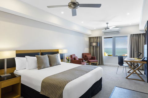 Oaks Darwin Elan Hotel - Tweed Heads Accommodation 1