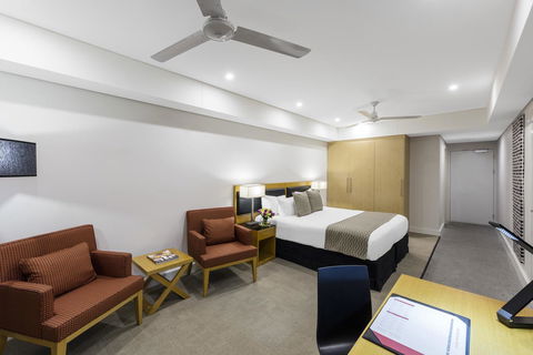 Oaks Darwin Elan Hotel - Tweed Heads Accommodation 11