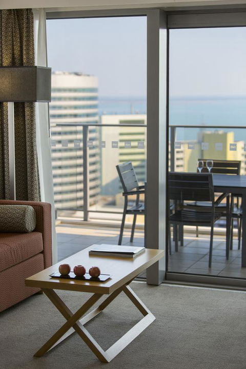 Oaks Darwin Elan Hotel - Tweed Heads Accommodation 14