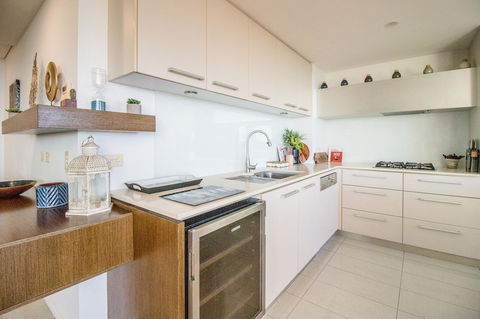 ZEN BY THE WATER - Esplanade Darwin Retreat - Tweed Heads Accommodation 23